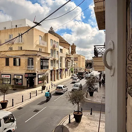 81 Mosta